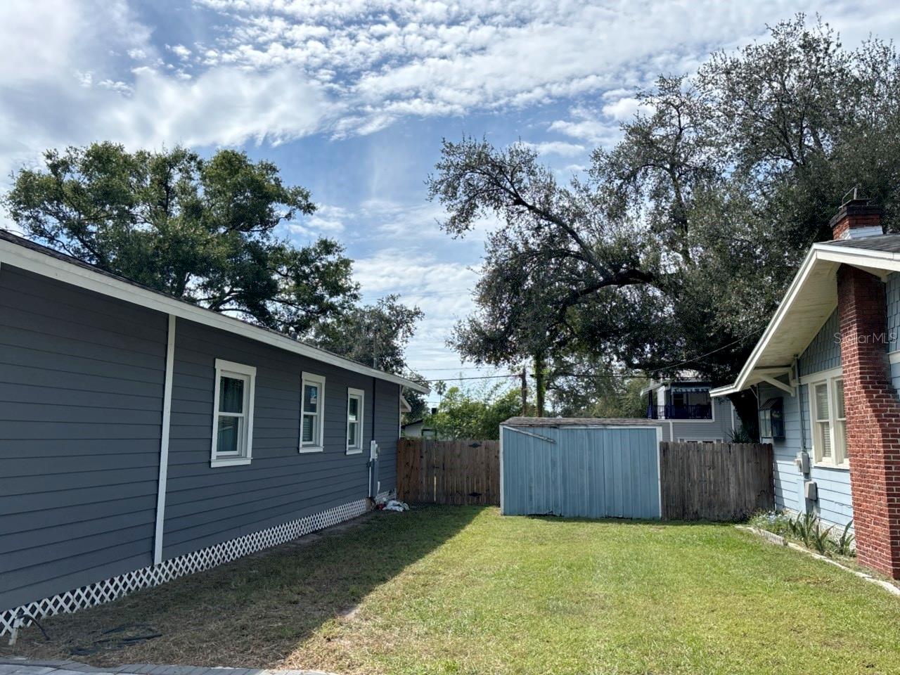 5108 N SUWANEE AVE
