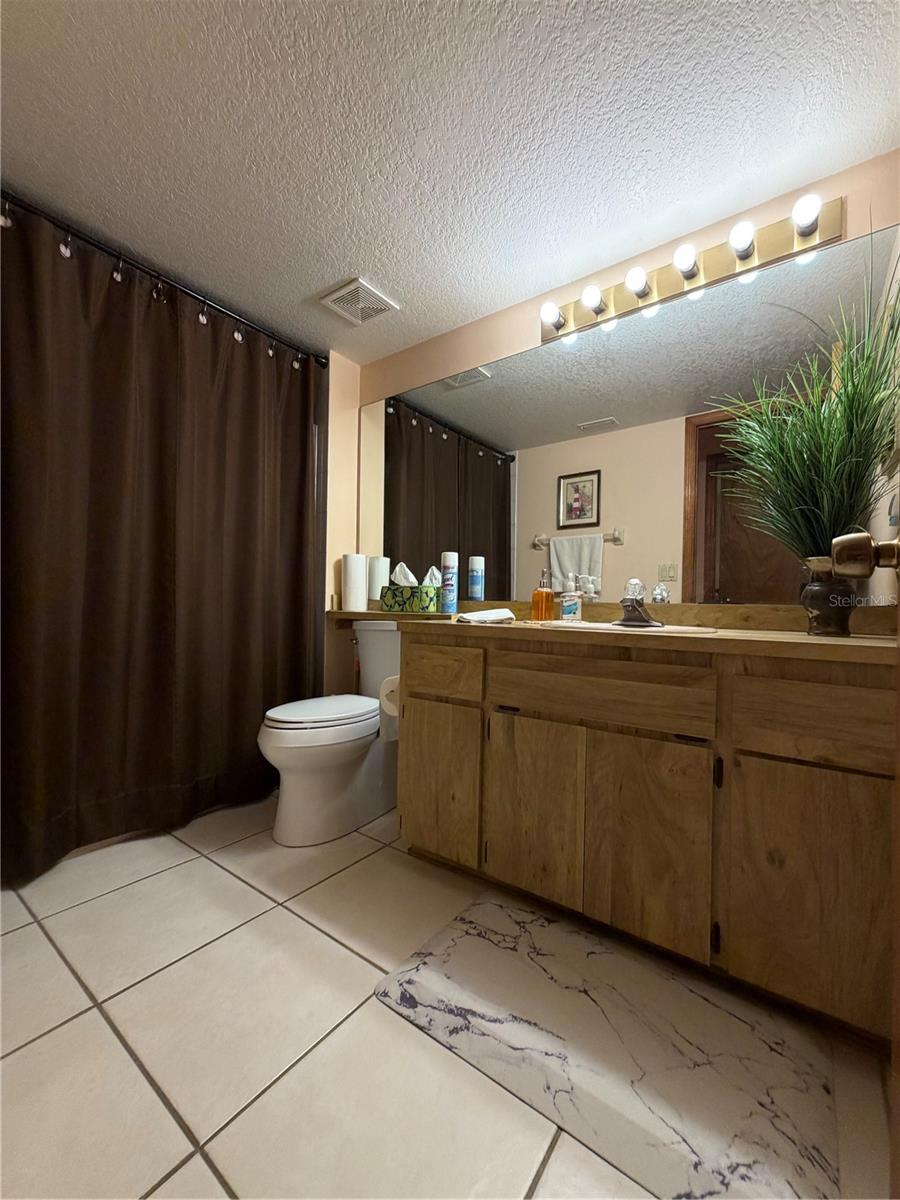 18216 MONTEVERDE DR