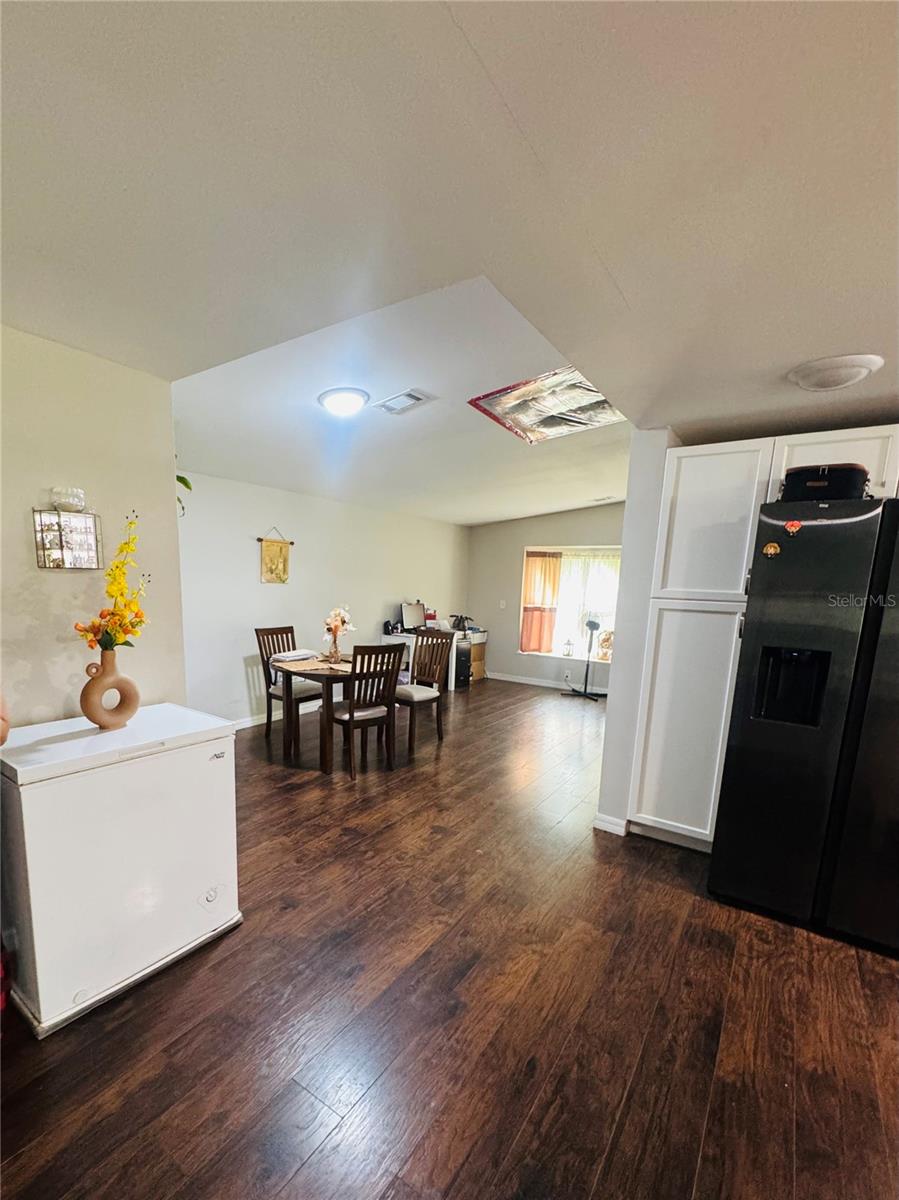 1013 LIANNE PL