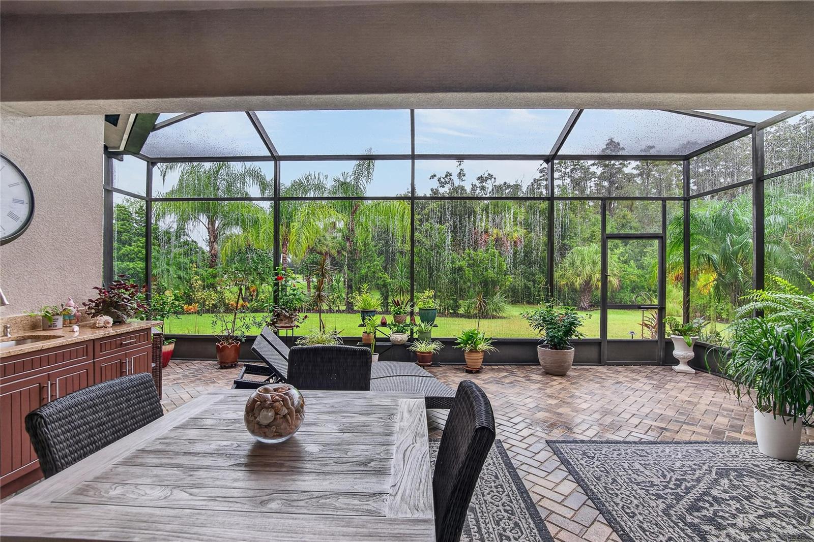 5002 EMERALD ISLE DR