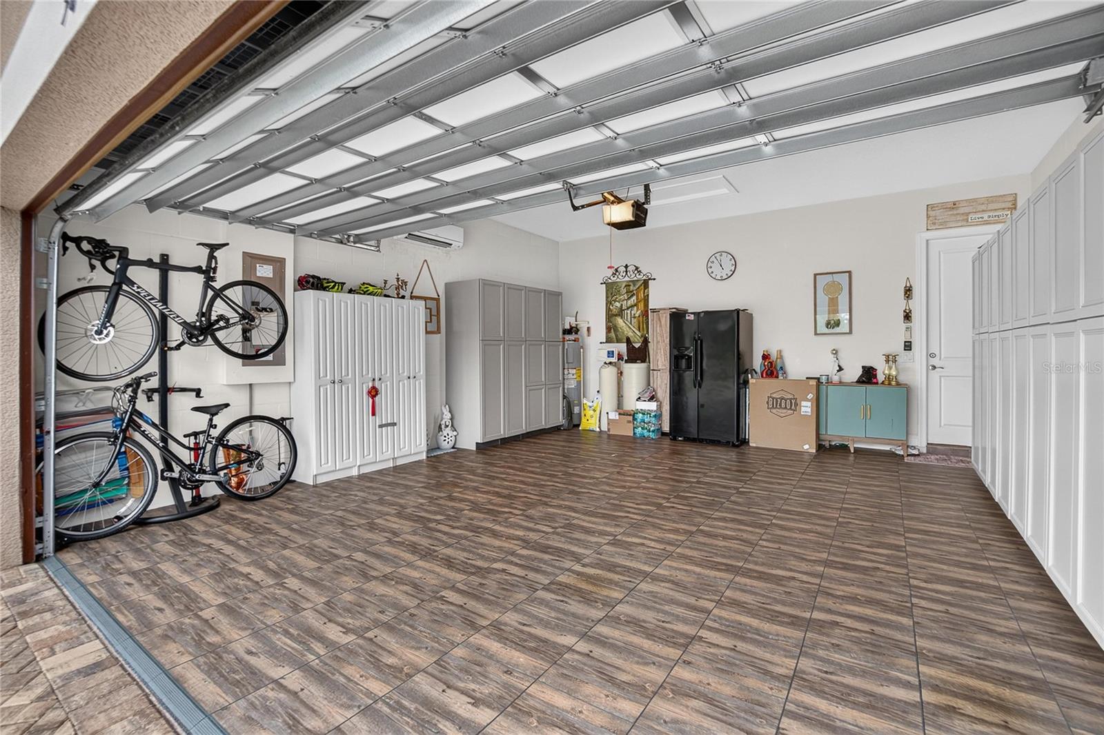 5002 EMERALD ISLE DR