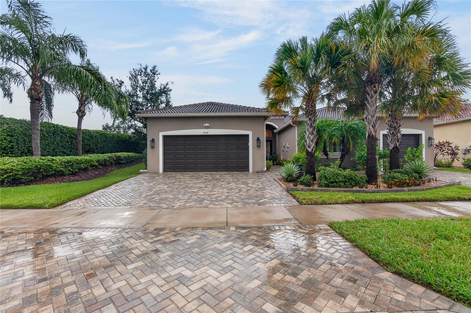 5002 EMERALD ISLE DR