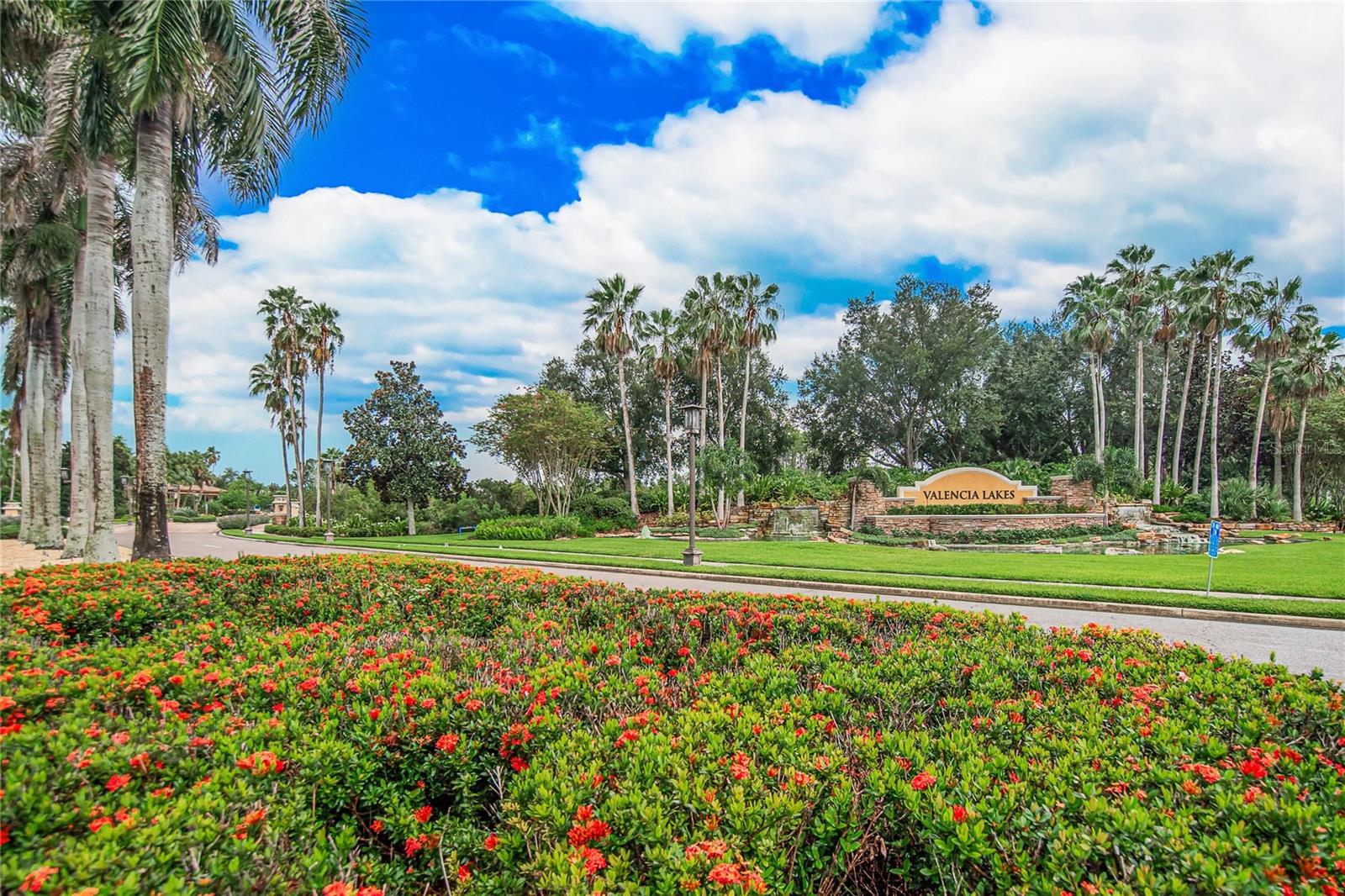 5002 EMERALD ISLE DR