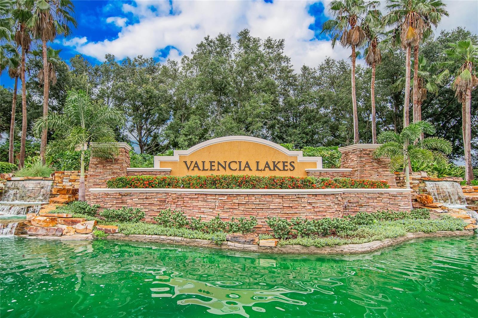 5002 EMERALD ISLE DR
