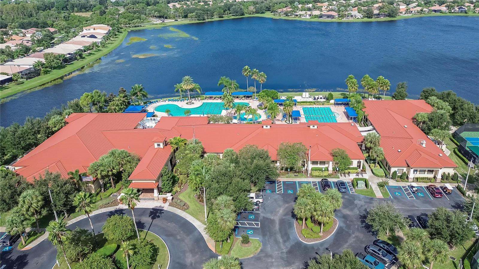 5002 EMERALD ISLE DR