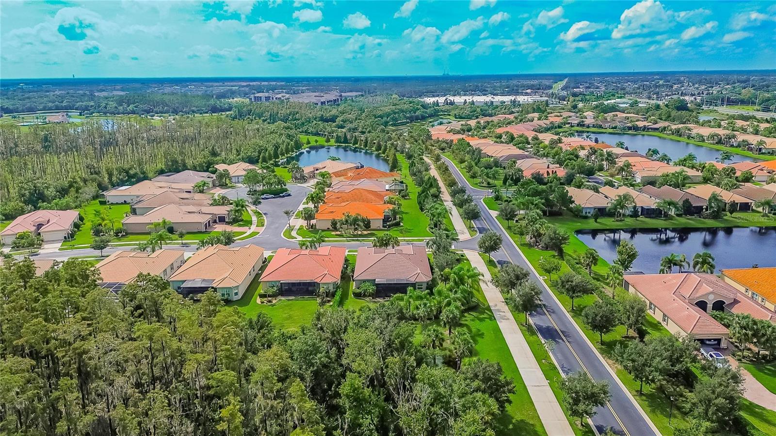 5002 EMERALD ISLE DR