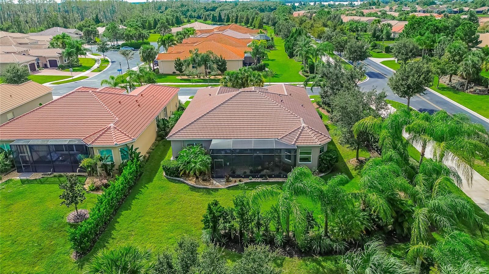 5002 EMERALD ISLE DR