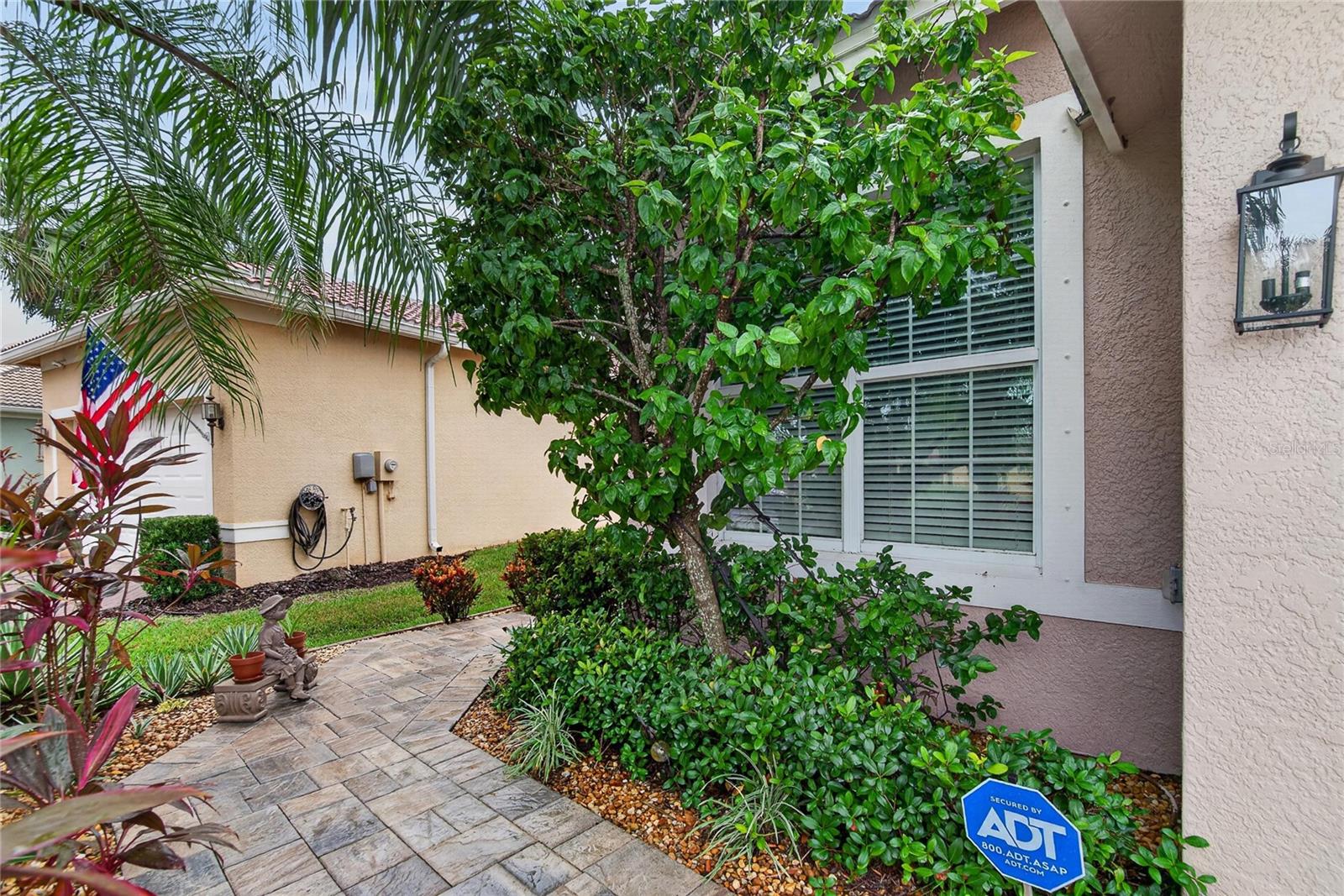 15906 COBBLE MILL DR