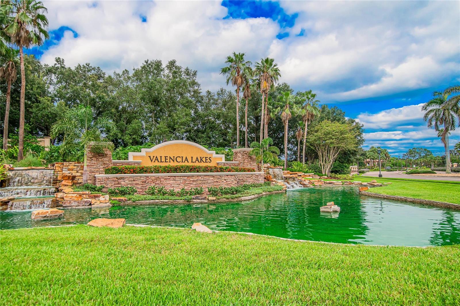 15906 COBBLE MILL DR