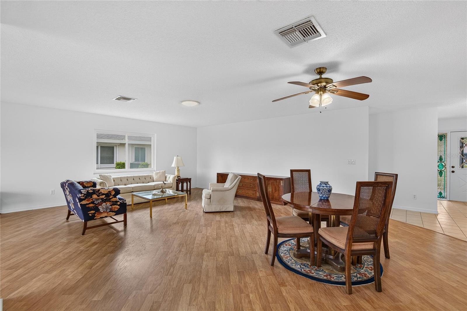 1308 LELAND DR #1308