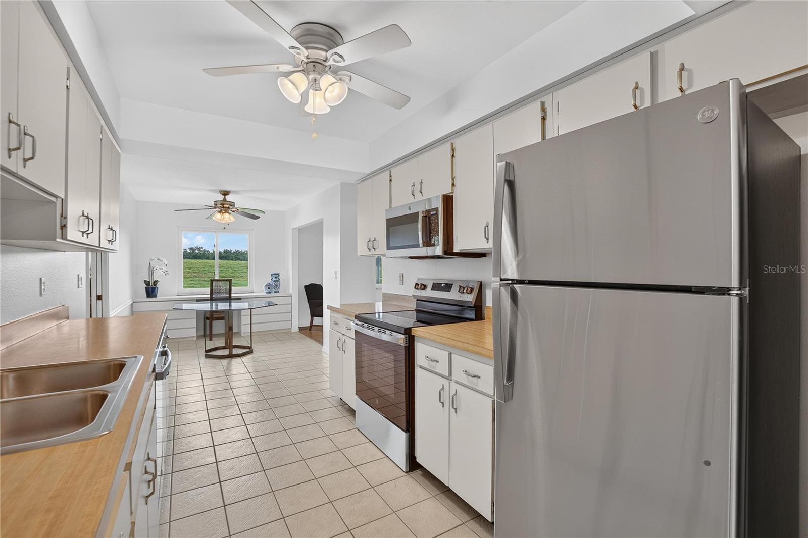 1308 LELAND DR #1308