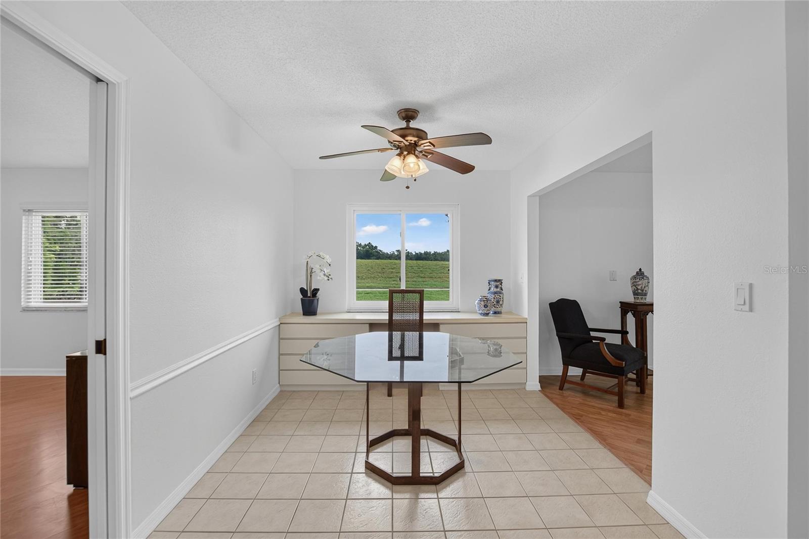 1308 LELAND DR #1308