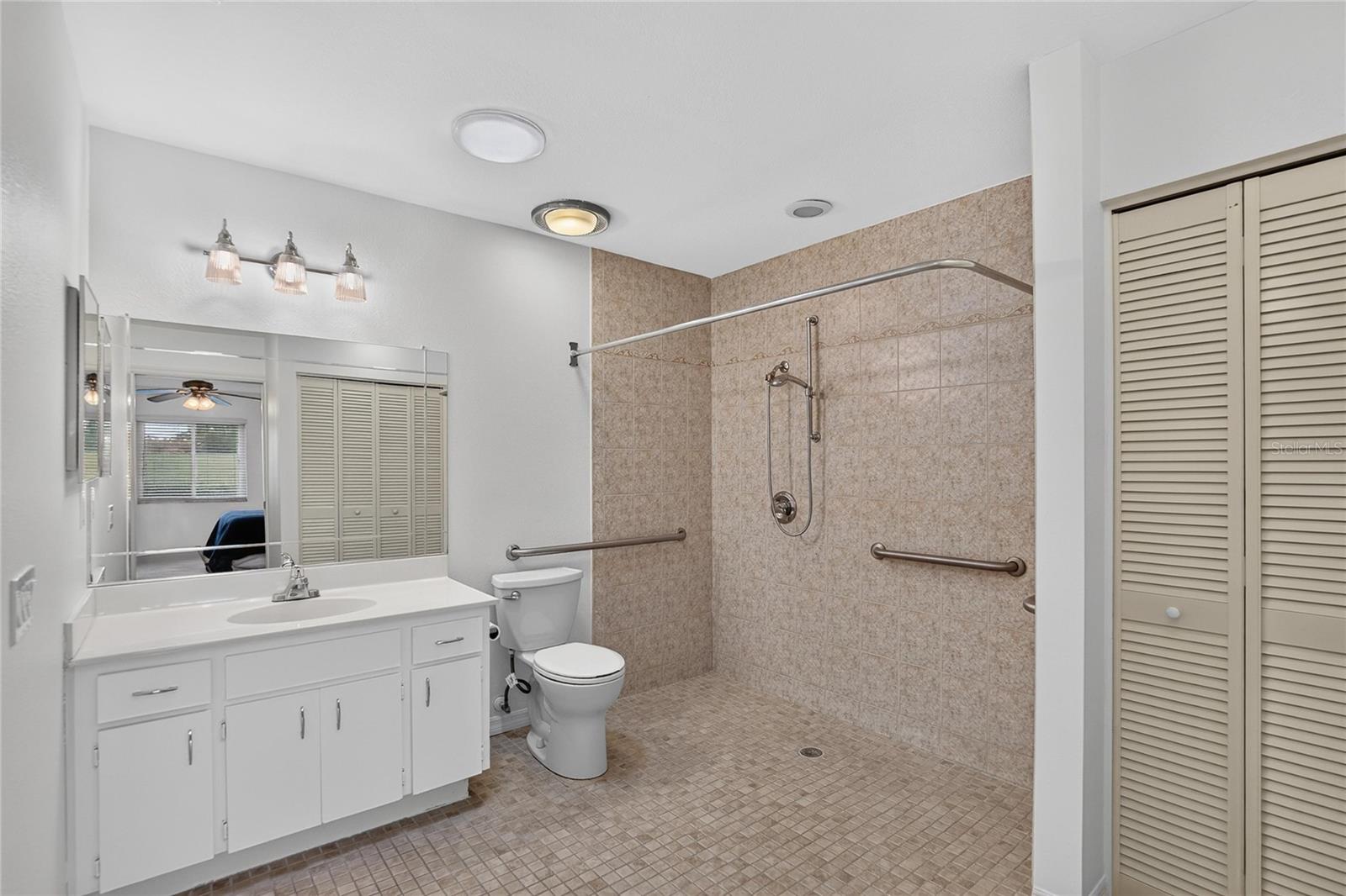 1308 LELAND DR #1308