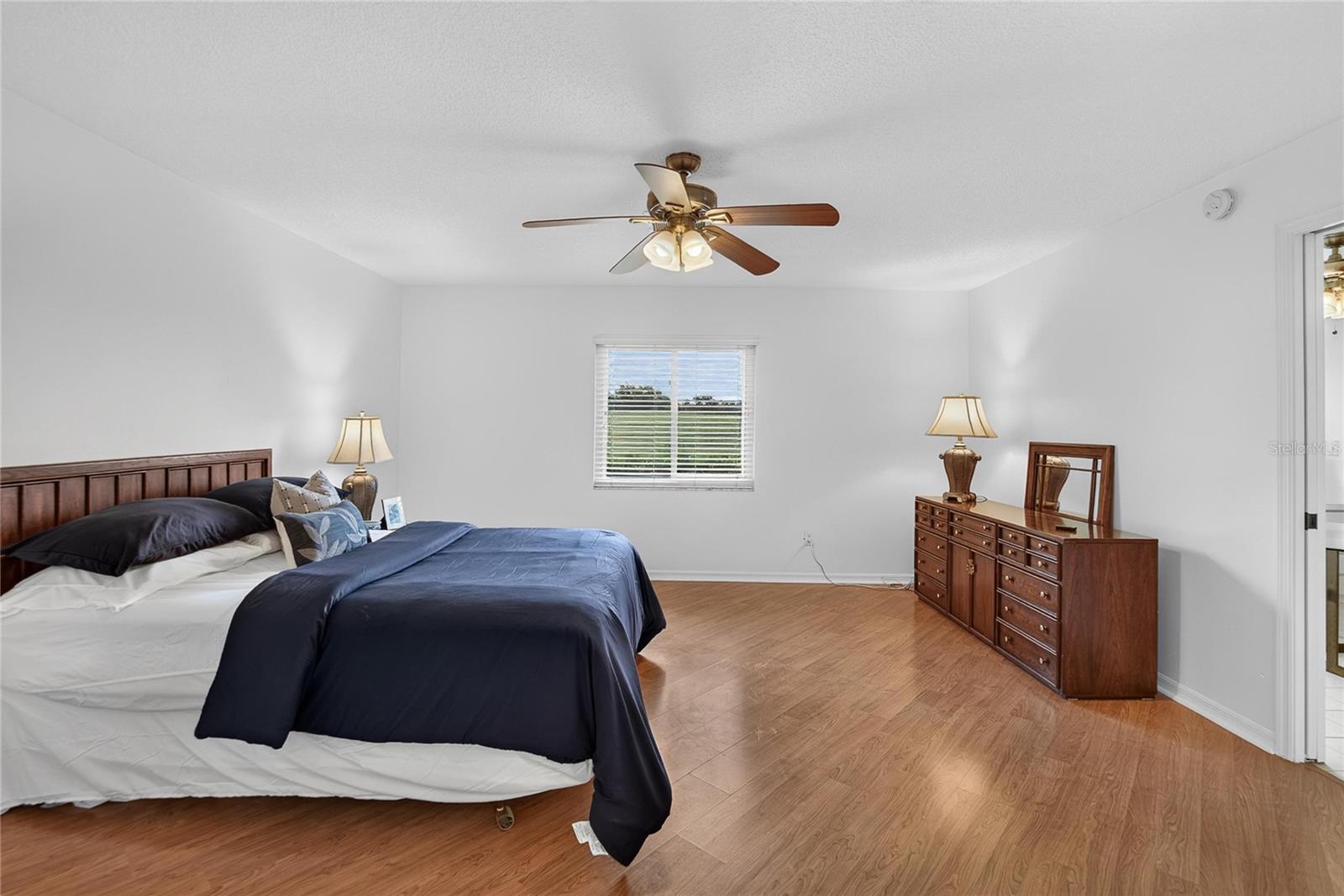 1308 LELAND DR #1308