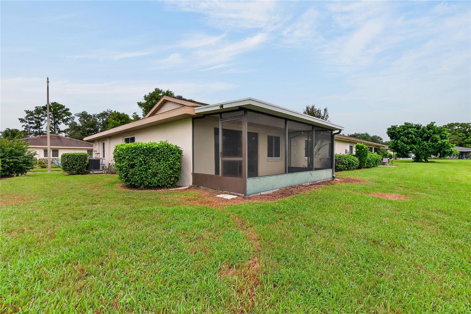 1308 LELAND DR #1308
