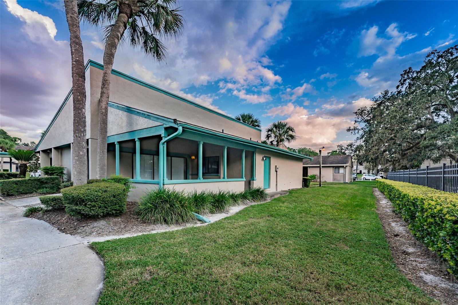 8406 TERRACE MEADOWS CT