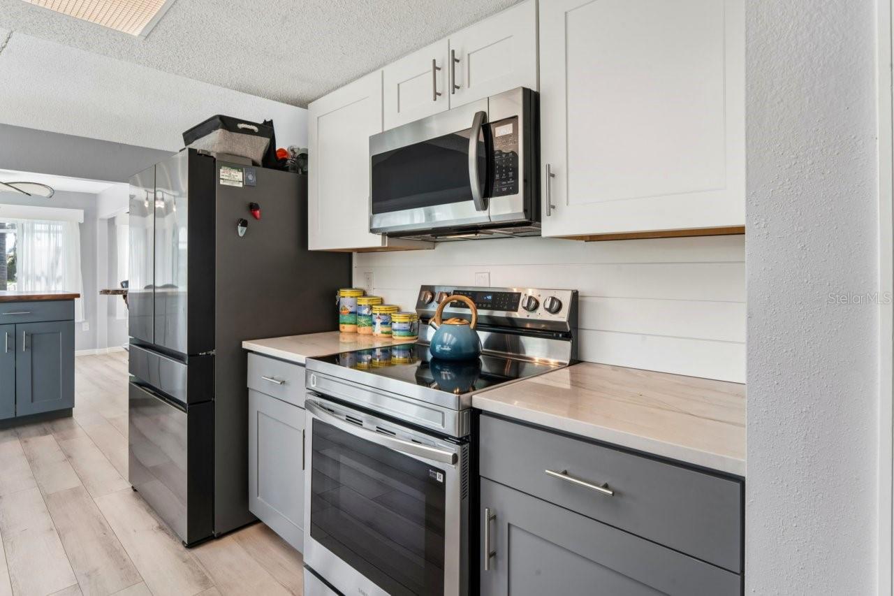 4254 MARINE PKWY