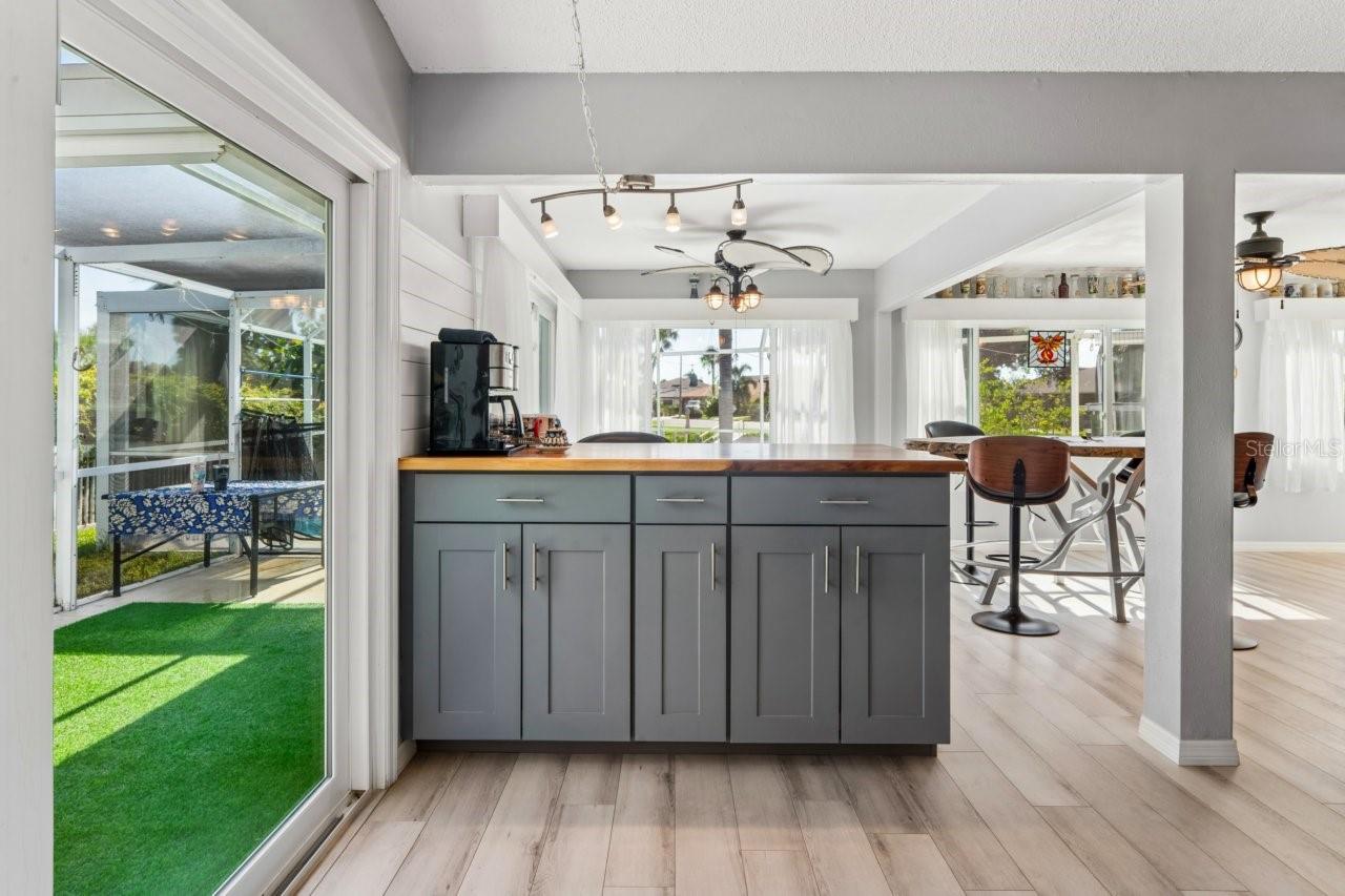 4254 MARINE PKWY