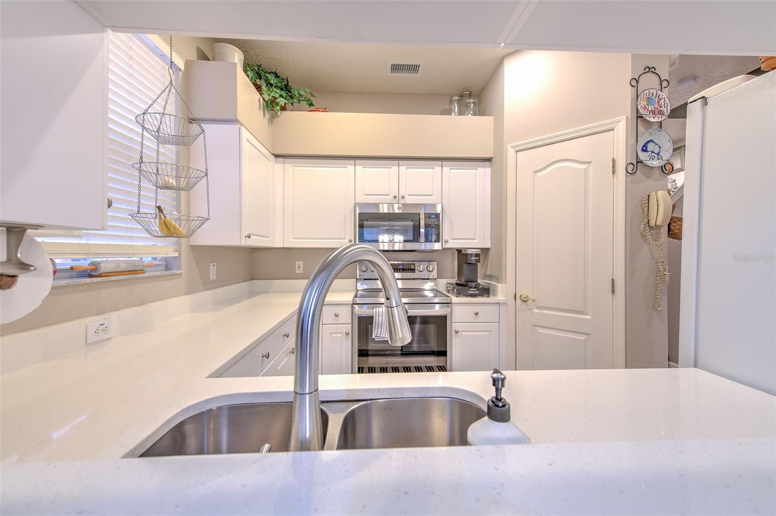 3111 W SAN PEDRO ST