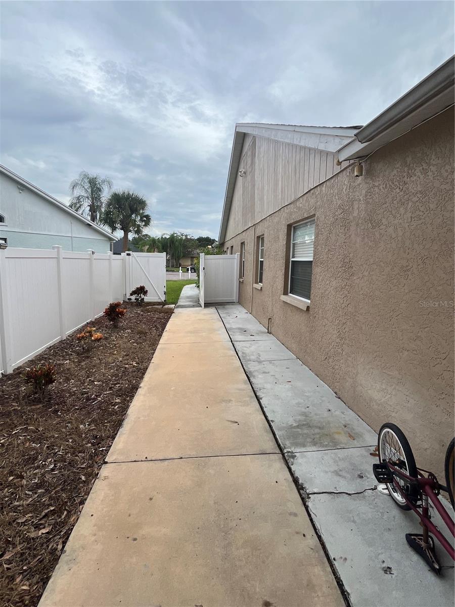 12005 MISTY BROOK CT