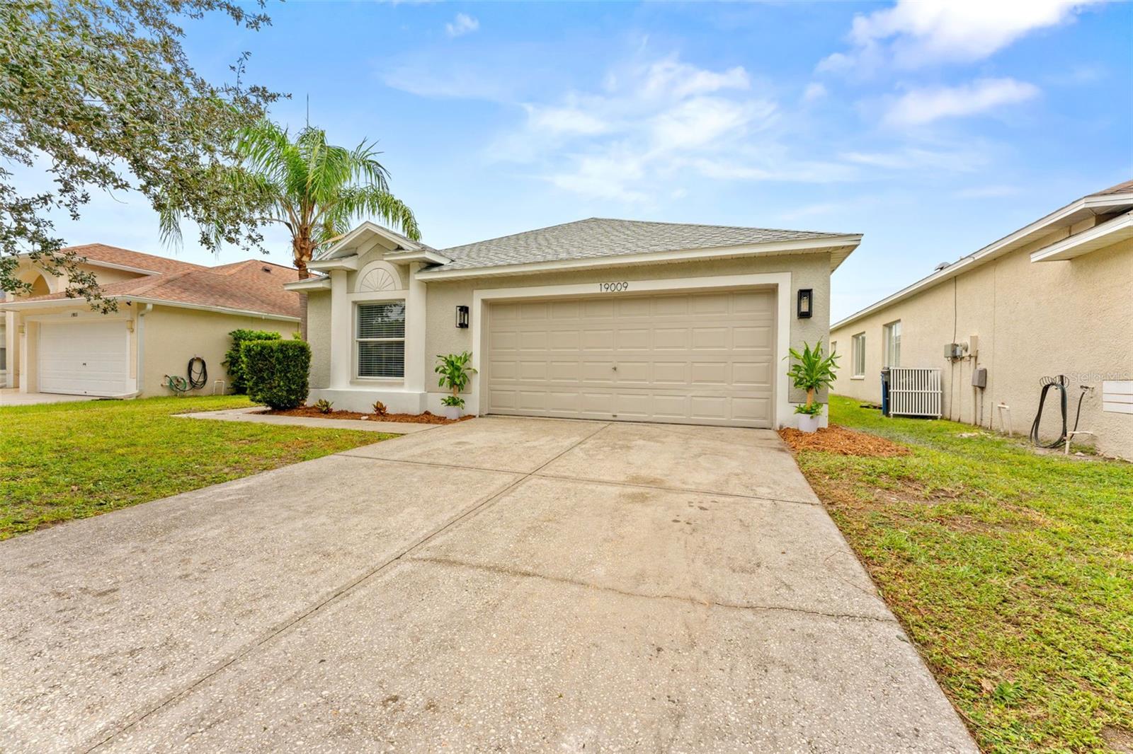 19009 FISHERMANS BEND DR