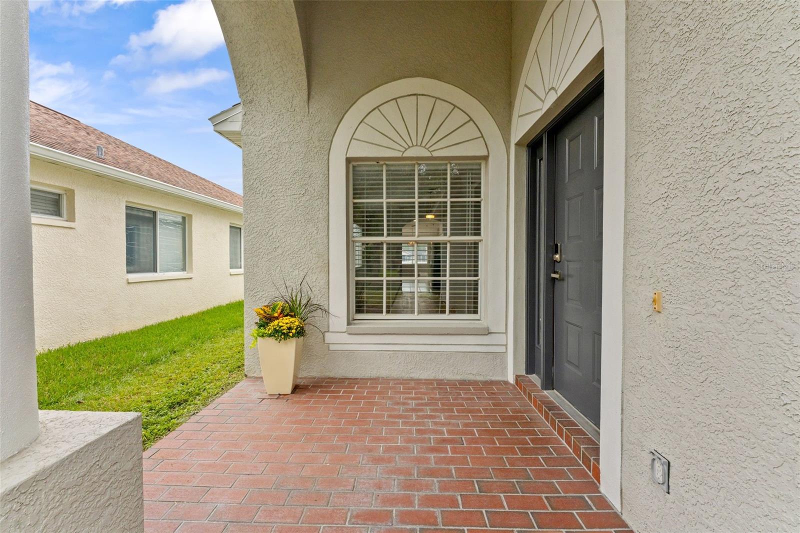 19009 FISHERMANS BEND DR