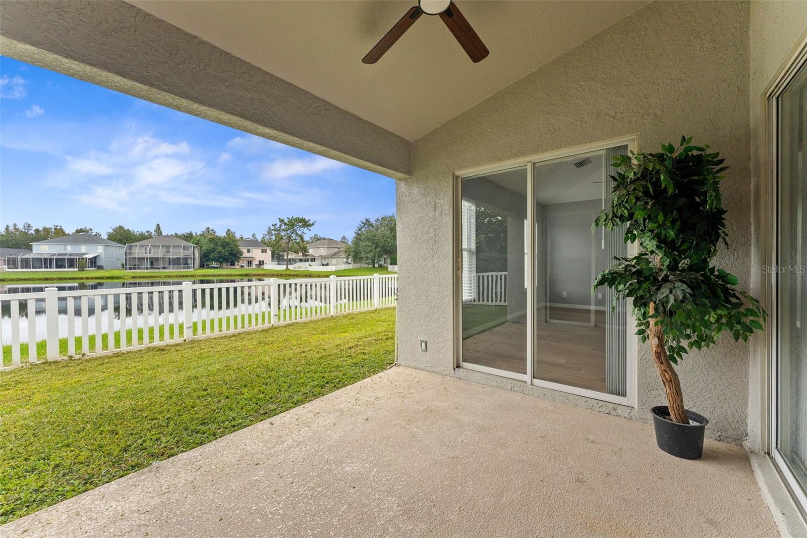 19009 FISHERMANS BEND DR