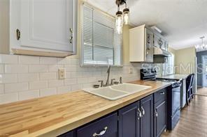 2400 LEMUR DR
