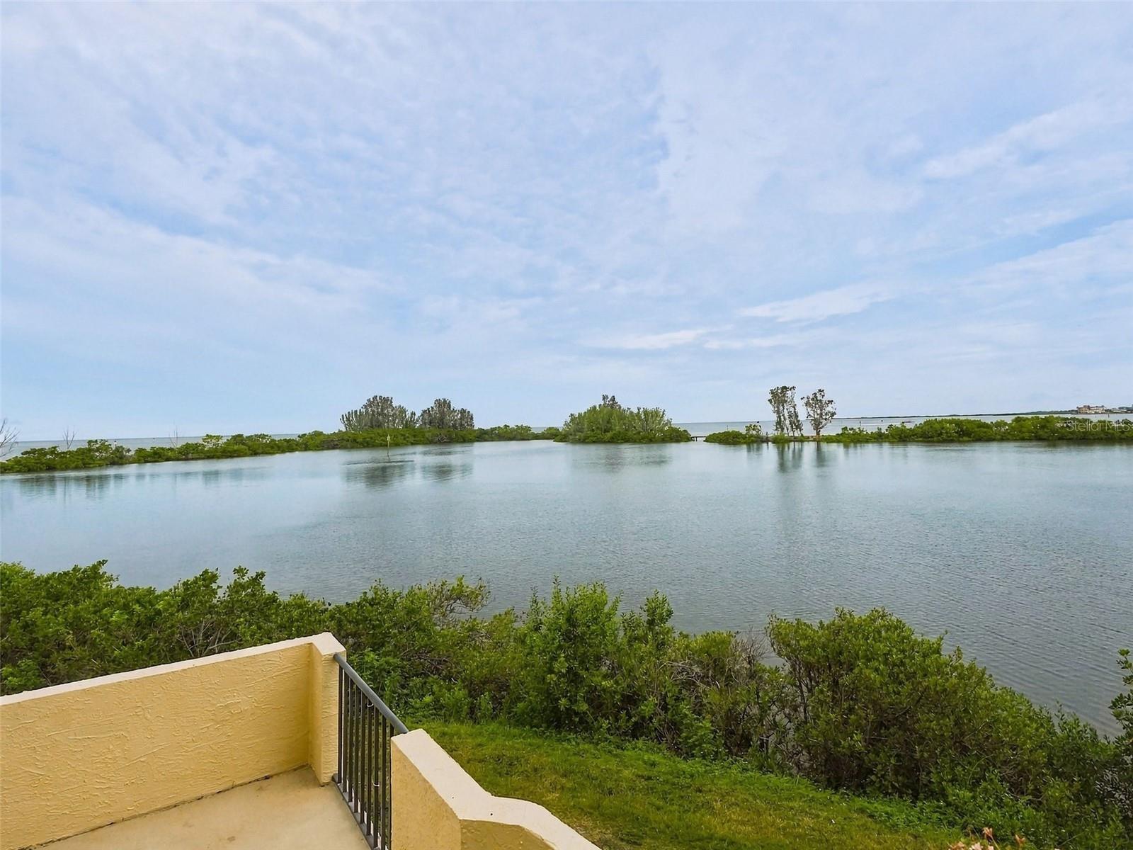 5915 SEA RANCH DR #409