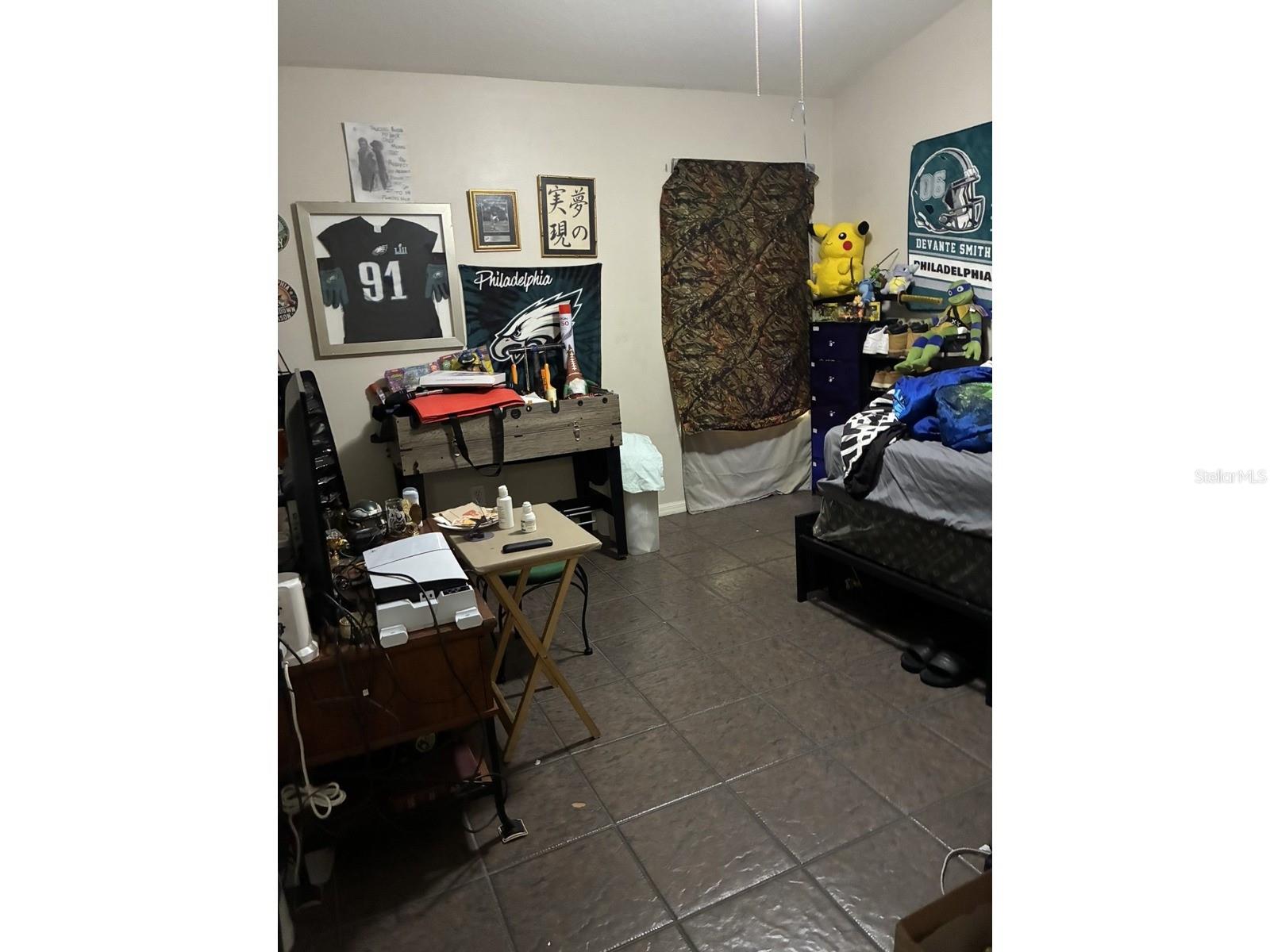 5866 FISHHAWK RIDGE DR