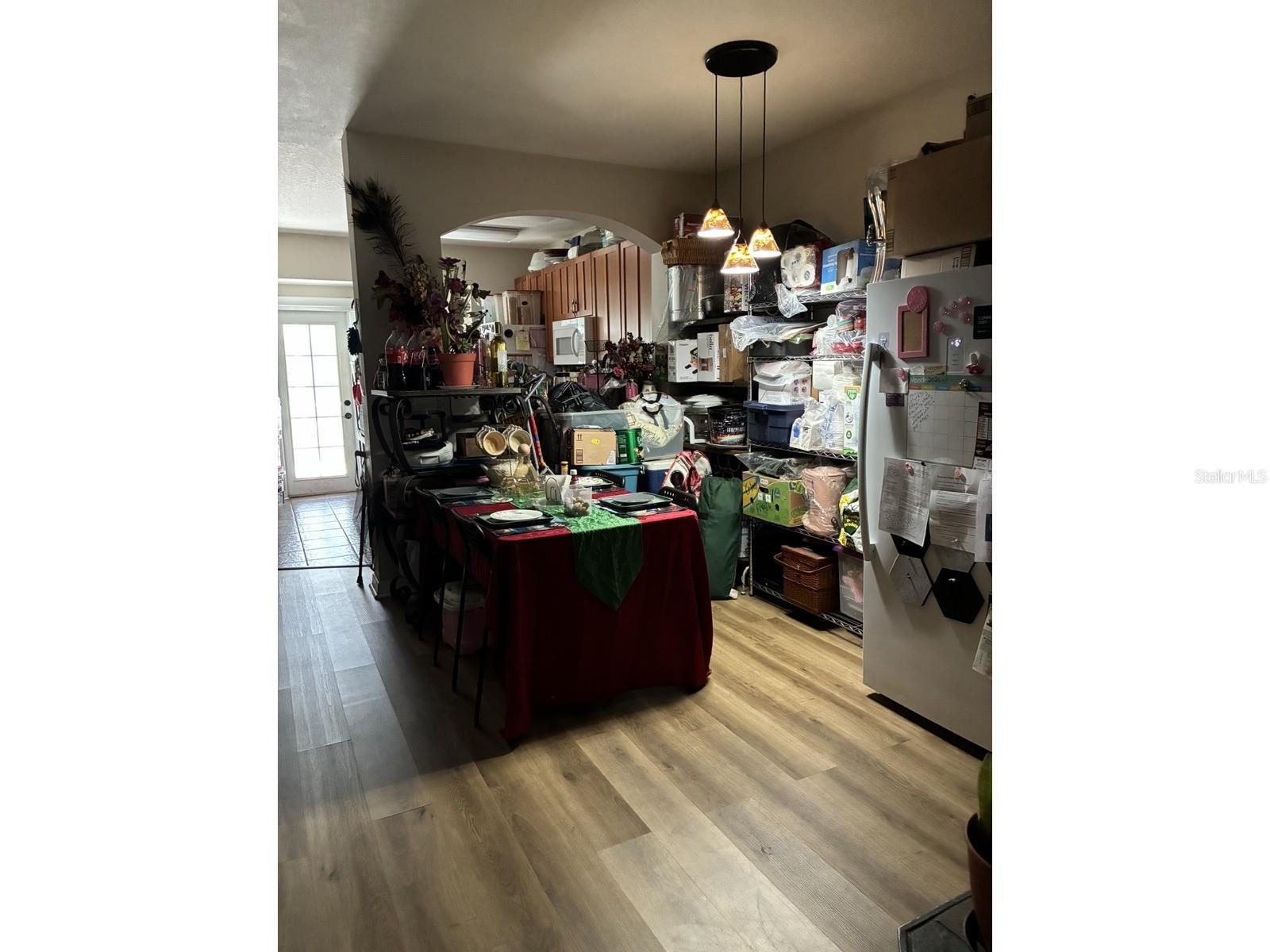 5866 FISHHAWK RIDGE DR