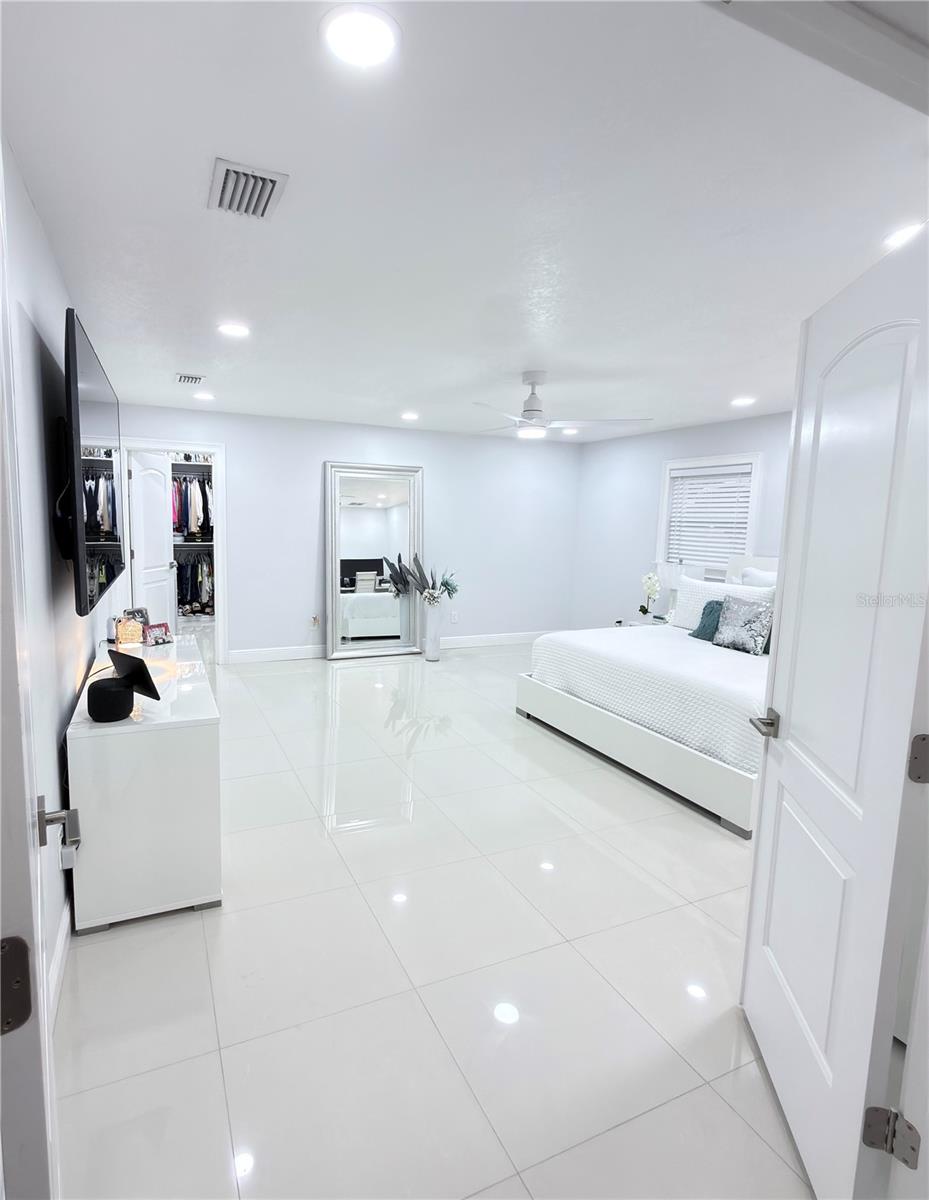 7518 BLOSSOM AVE