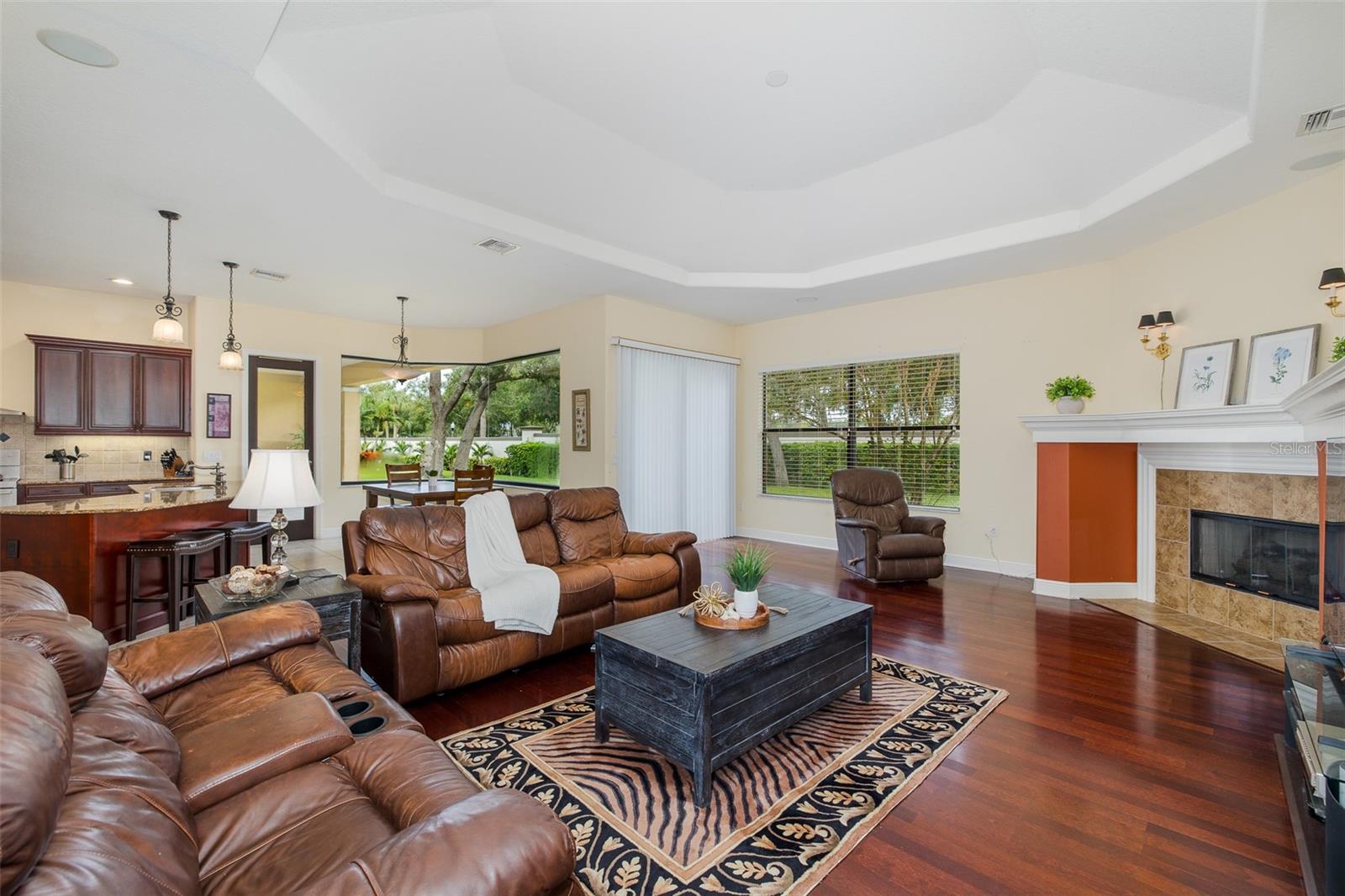 10640 PONTOFINO CIR
