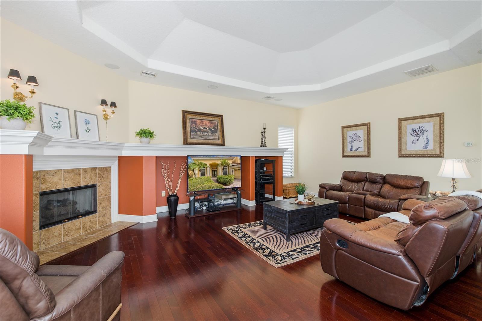10640 PONTOFINO CIR