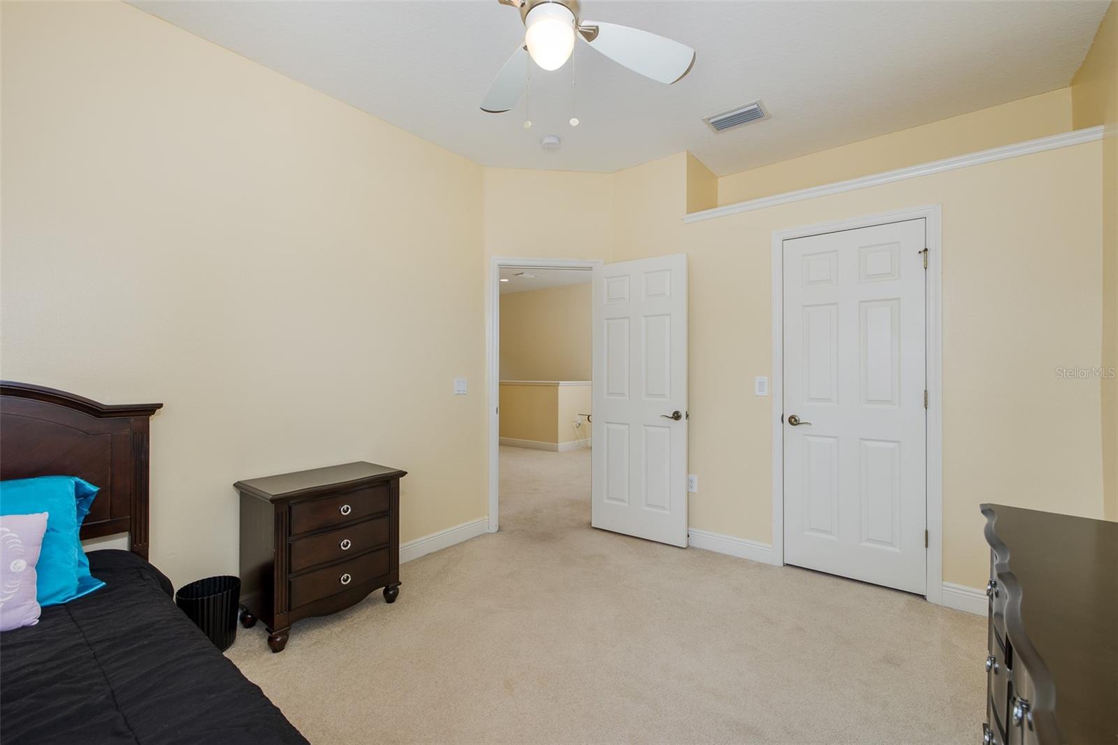 10640 PONTOFINO CIR