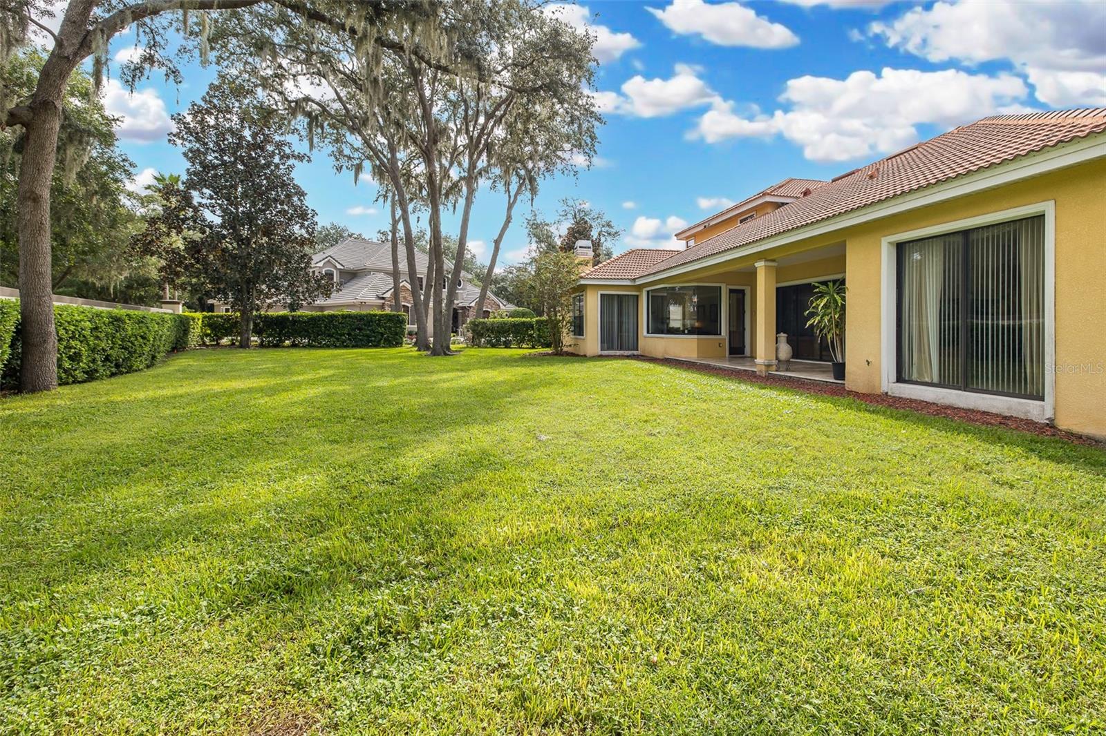 10640 PONTOFINO CIR