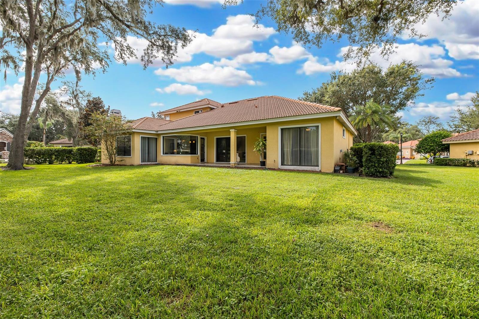 10640 PONTOFINO CIR