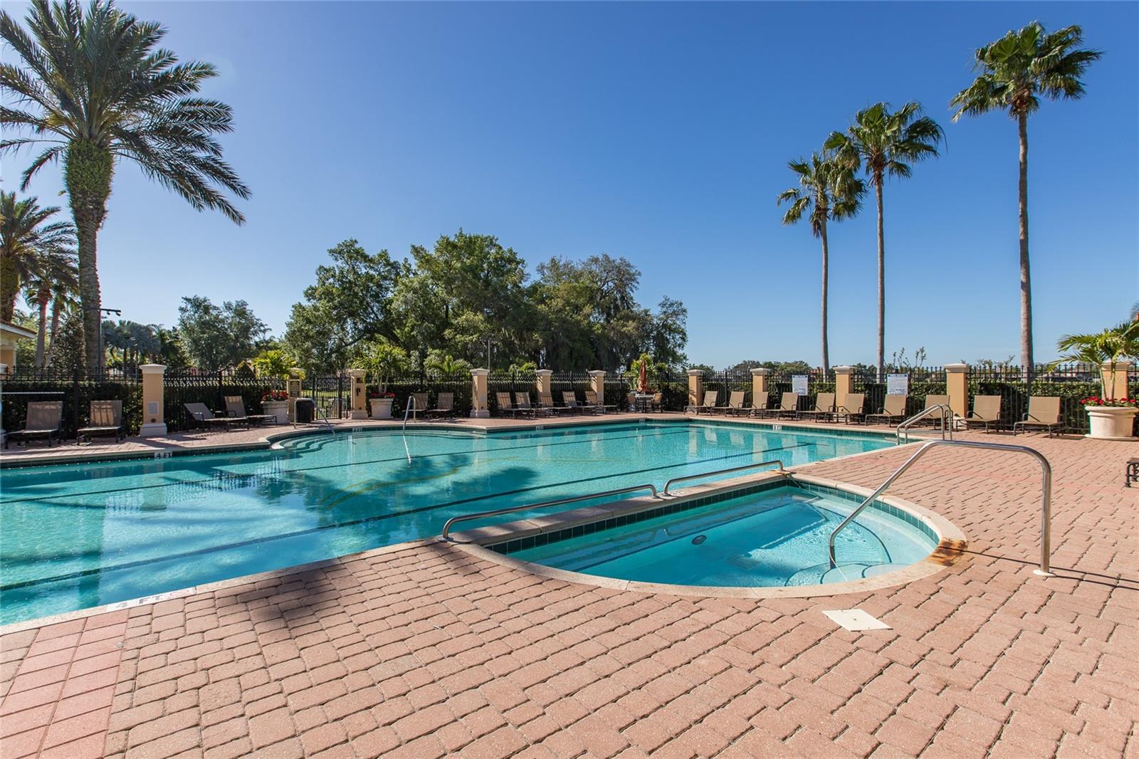 10640 PONTOFINO CIR