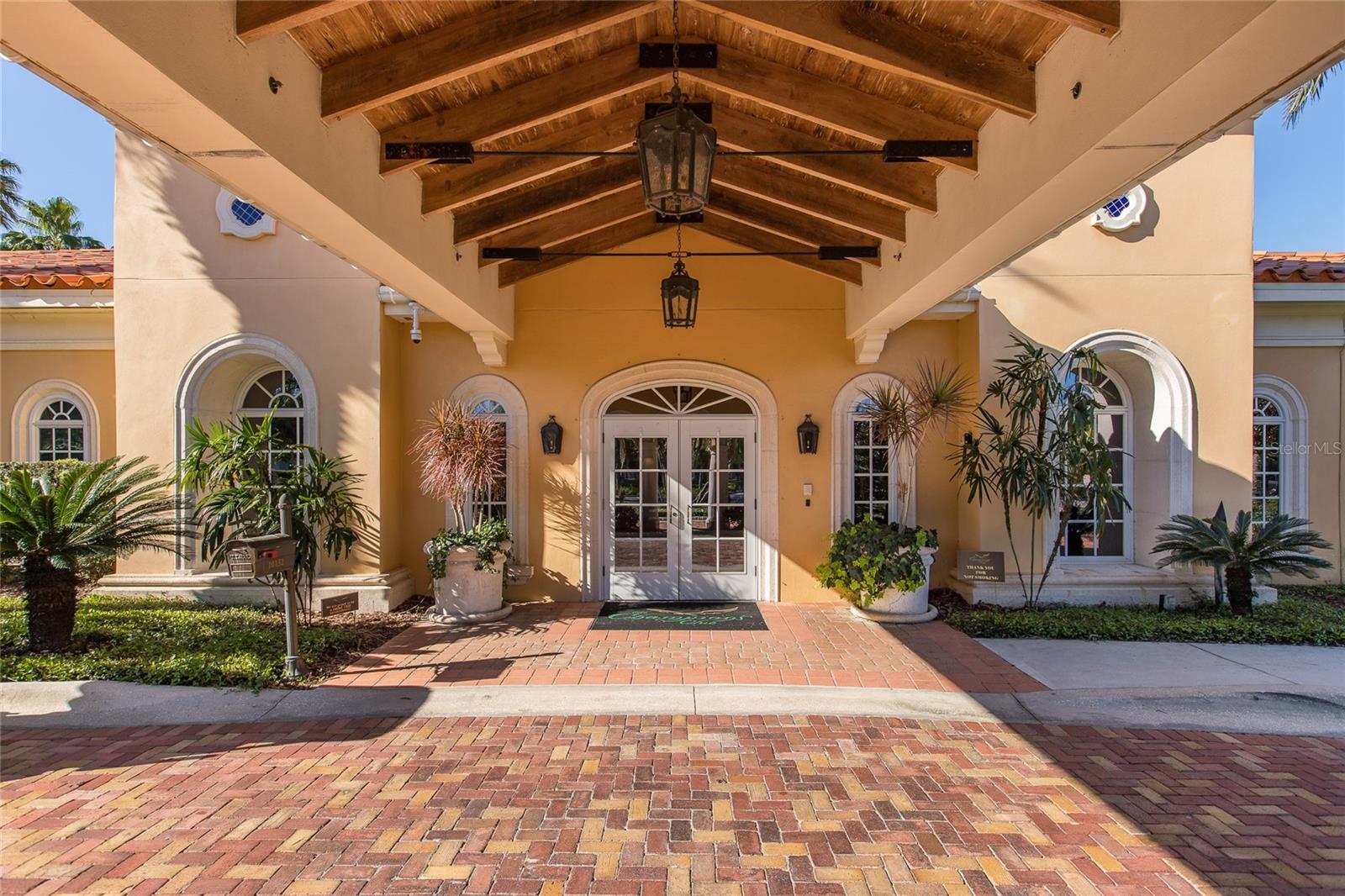 10640 PONTOFINO CIR