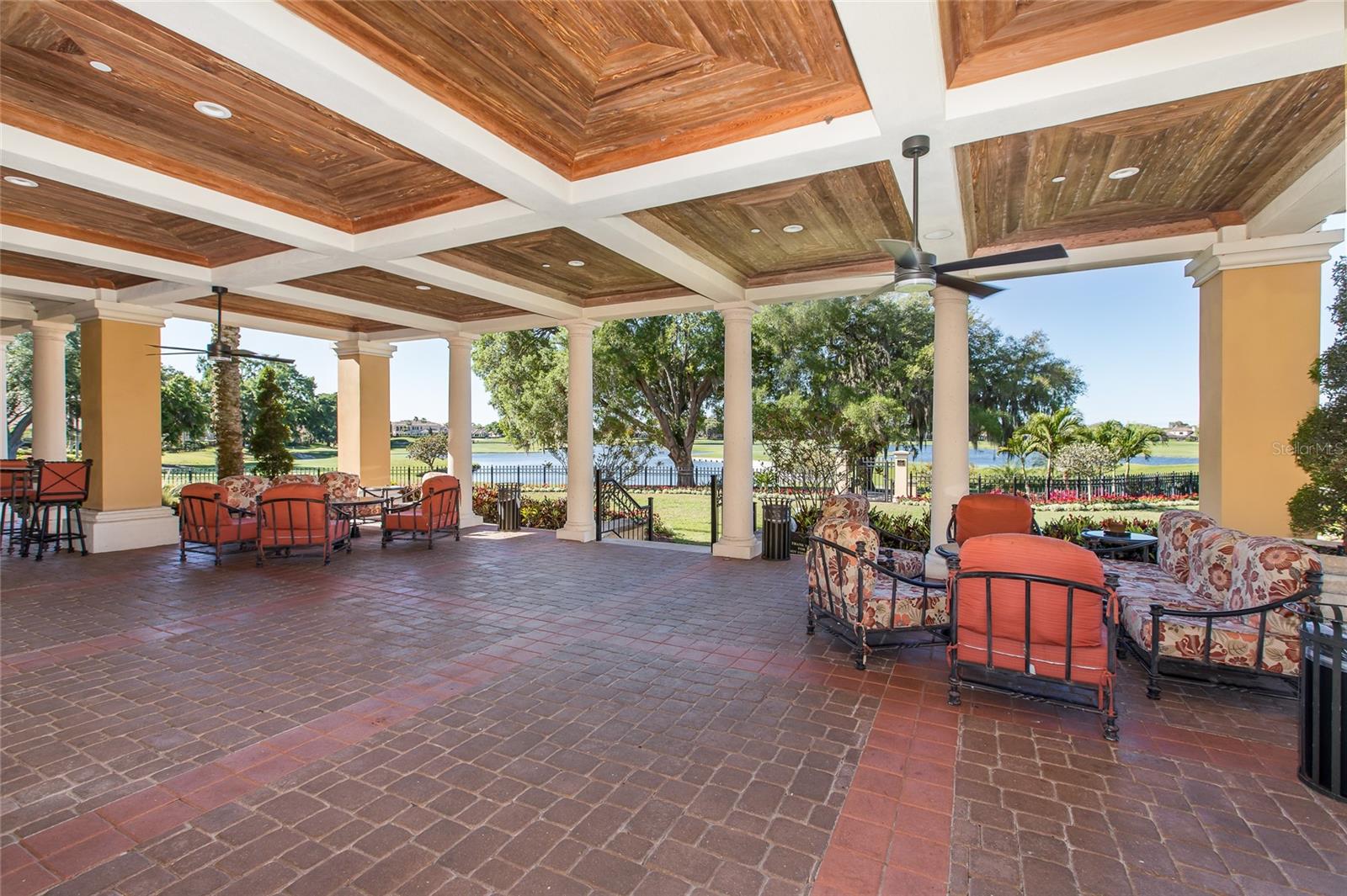 10640 PONTOFINO CIR