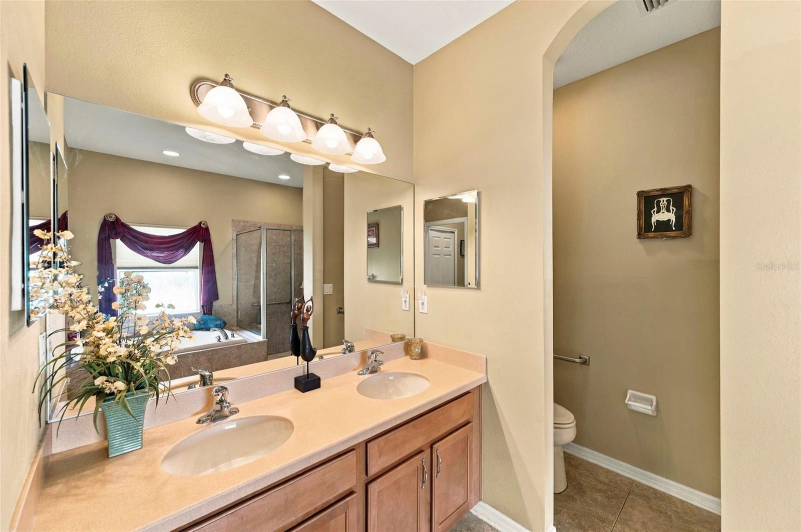 11002 BELLE HAVEN DR