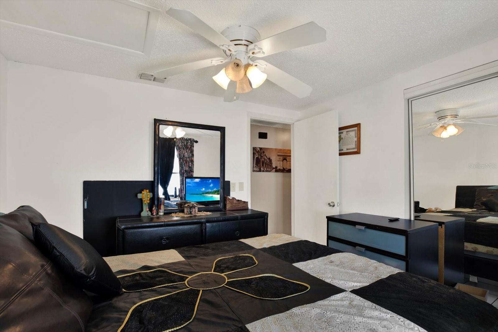 9309 ASHFIELD CT