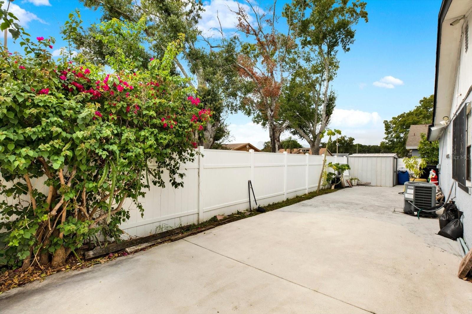 9309 ASHFIELD CT