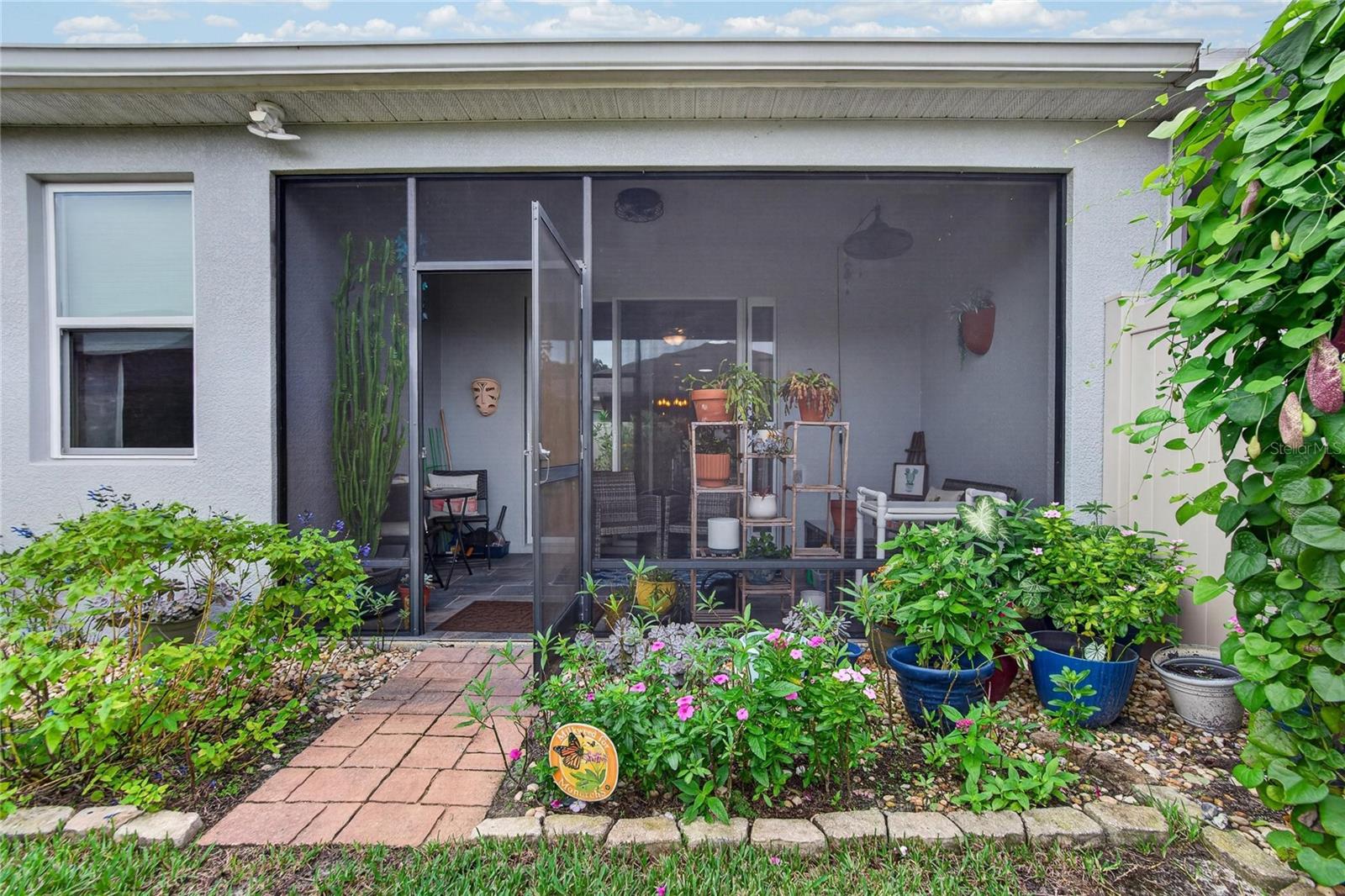 10648 HERON HIDEAWAY LOOP