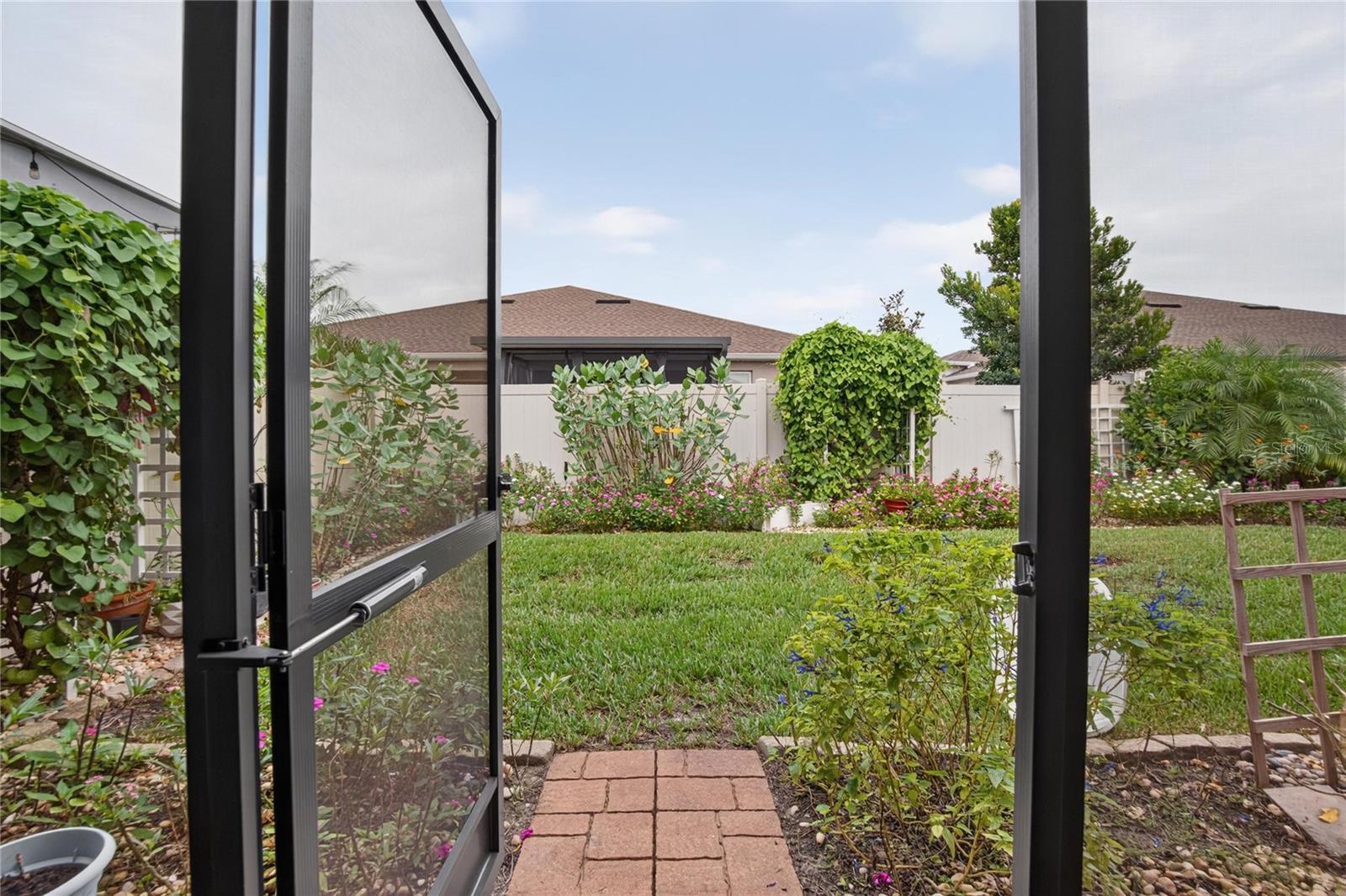 10648 HERON HIDEAWAY LOOP