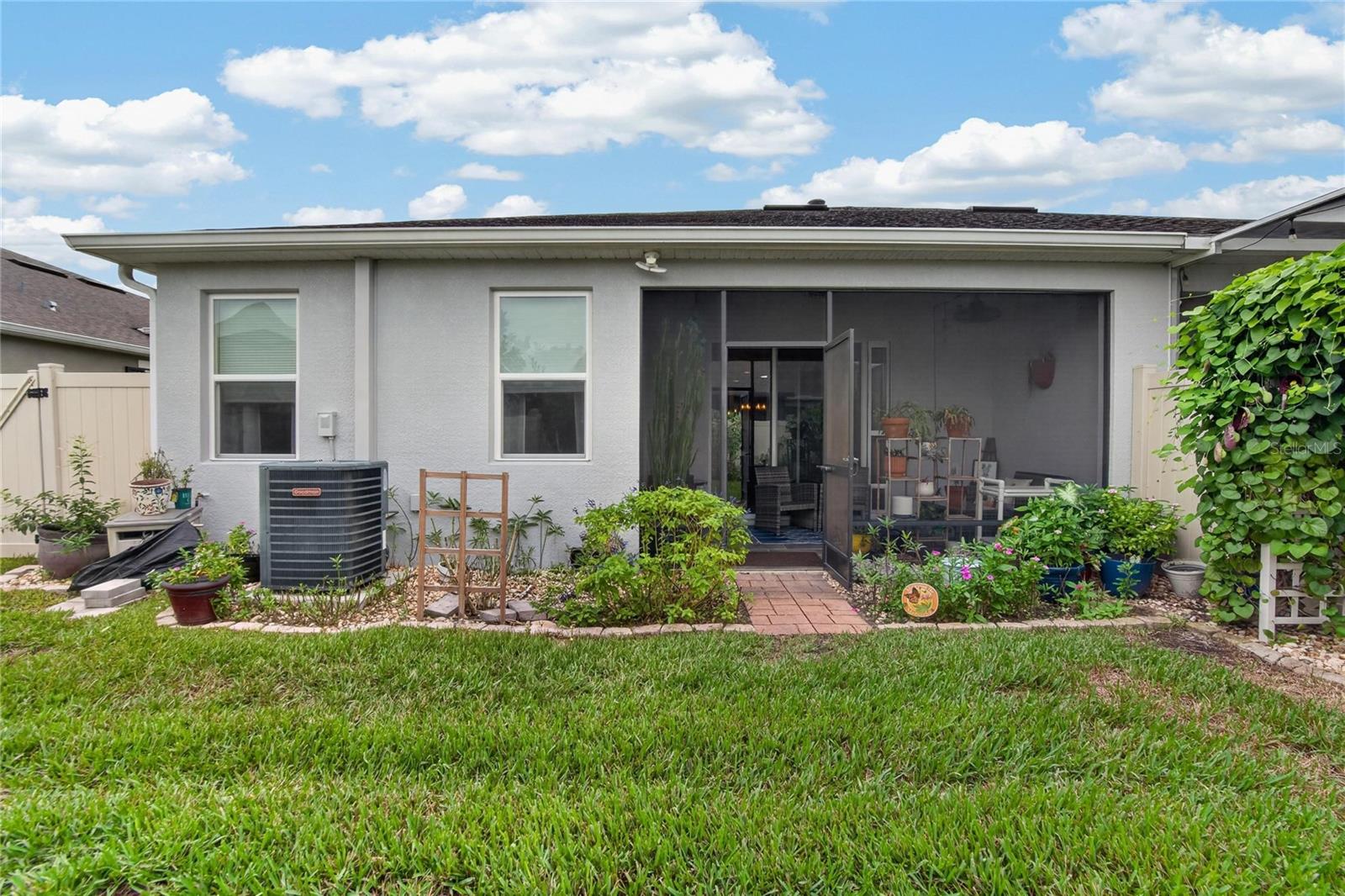 10648 HERON HIDEAWAY LOOP