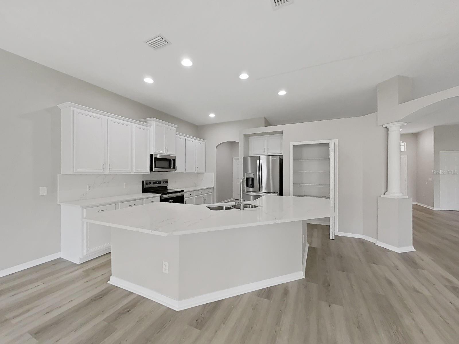 9310 MANGROVE CT