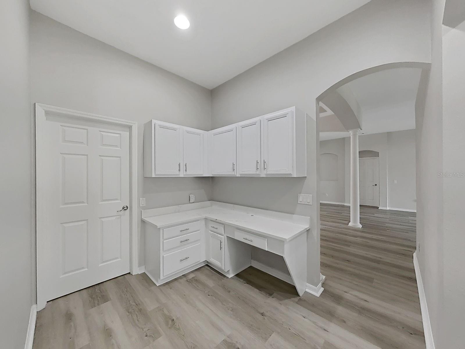 9310 MANGROVE CT