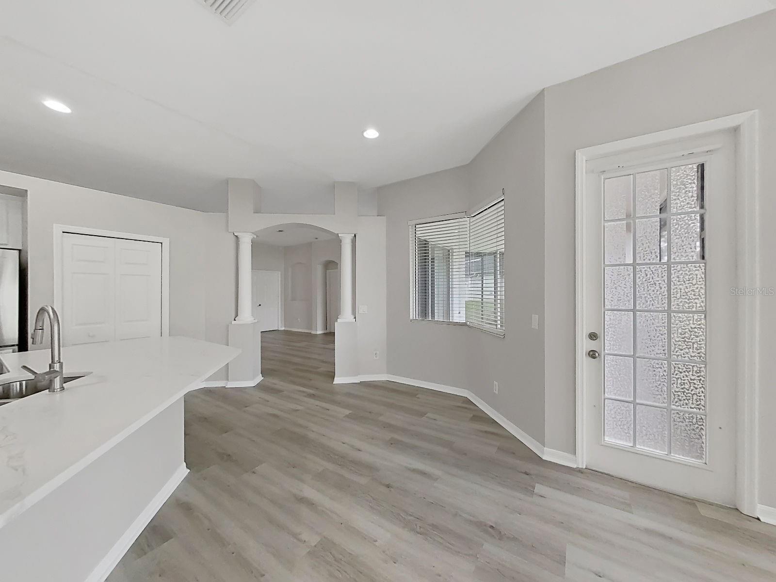 9310 MANGROVE CT