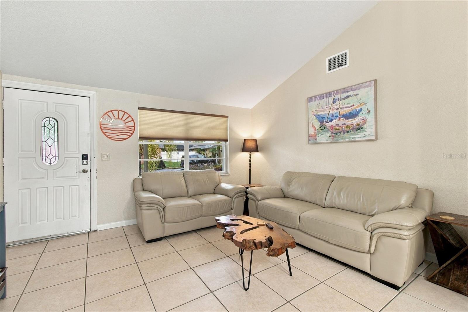 7607 WOODLAND OAKS CT